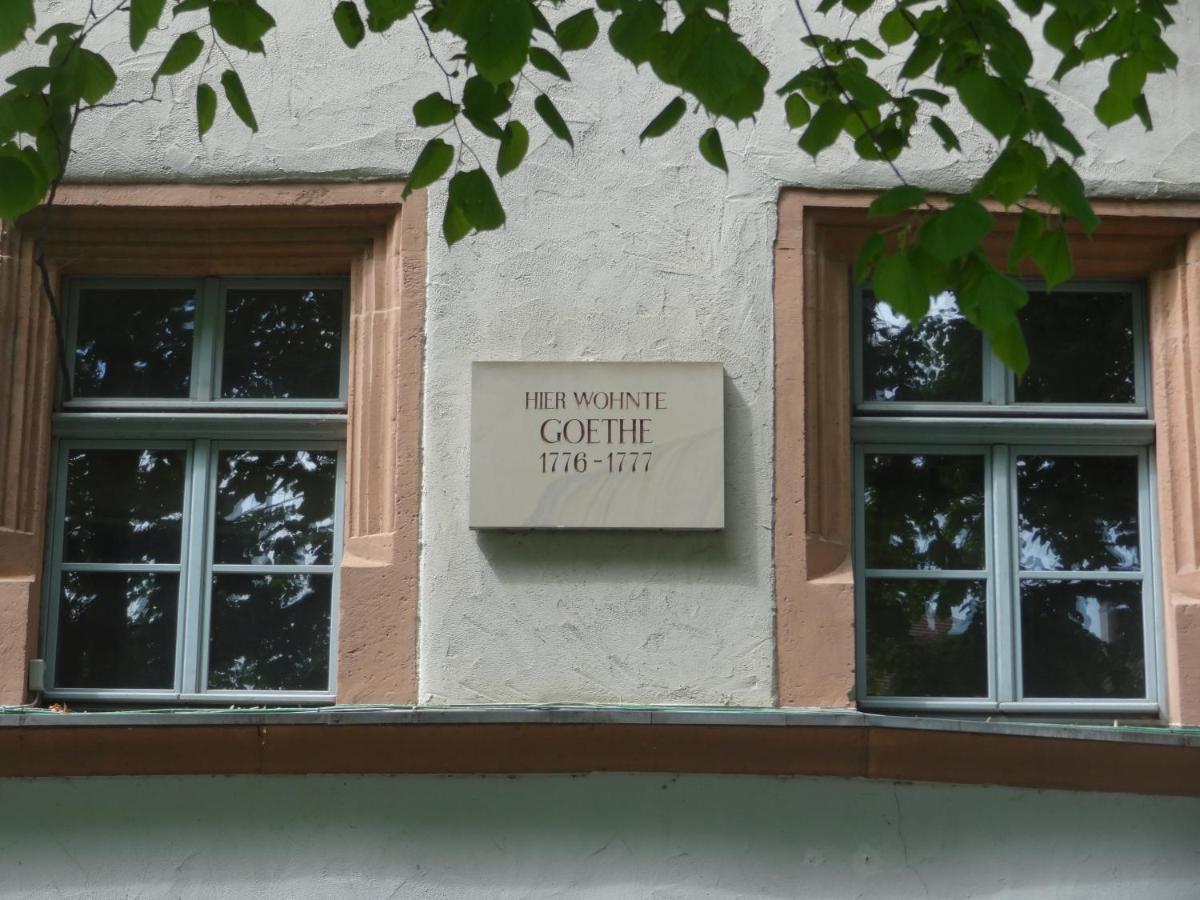 "Goethezimmer" Ferienwohnung Und Zimmer Am Burgplatz ไวมาร์ ภายนอก รูปภาพ