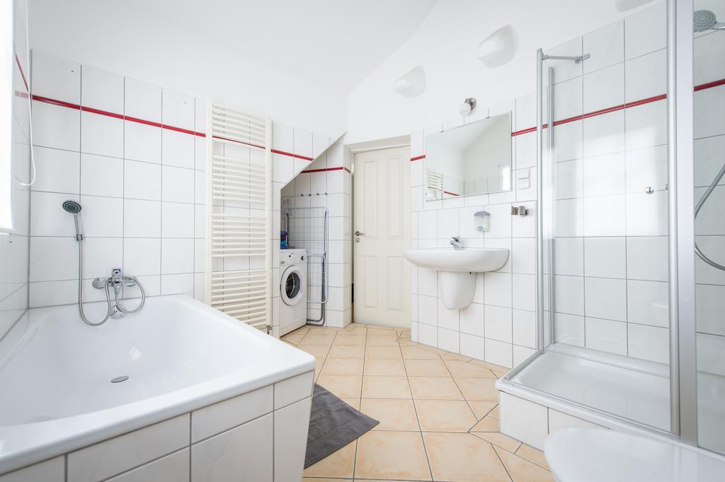 "Goethezimmer" Ferienwohnung Und Zimmer Am Burgplatz ไวมาร์ ภายนอก รูปภาพ