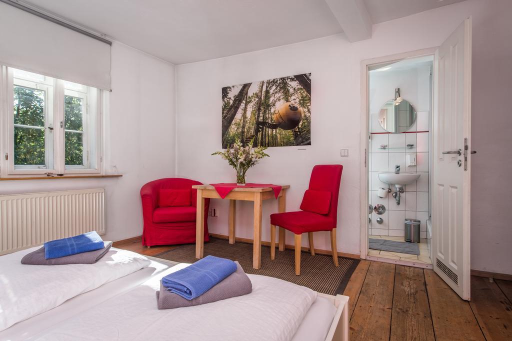 "Goethezimmer" Ferienwohnung Und Zimmer Am Burgplatz ไวมาร์ ภายนอก รูปภาพ