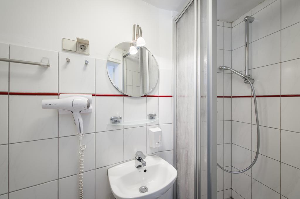 "Goethezimmer" Ferienwohnung Und Zimmer Am Burgplatz ไวมาร์ ภายนอก รูปภาพ